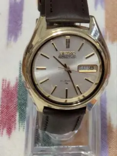 ☆超レアモデル！SEIKO 5アクタス ネイビー文字盤自動巻メンズ腕時計 