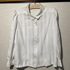 ホワイト ピンタック長袖シャツ