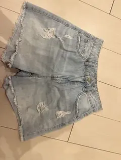 ライトブルーダメージデニムショーツ Mサイズ