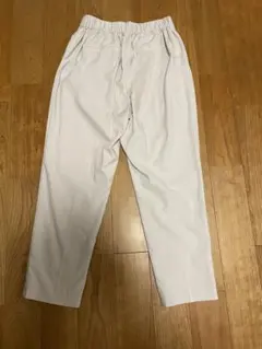 グローバルワーク　ウツクシルエット　テーパードパンツ　M オフホワイト　白のサムネイル