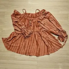 w closet オフショルダー ブラウス ブラウン Fのサムネイル