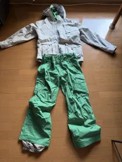 BURTON バートン　スノーボードウェア Lサイズ 格安