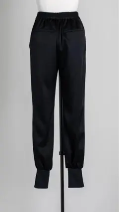 【新品タグ付】iore イオレ ベルパンツ34 新品タグ付】iore イオレ ベルパンツ34 新品タグ付】iore イオレ