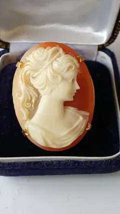 カメオ CAMEO ブローチ 2WAY ヴィンテージ 美品 です（ケース付き
