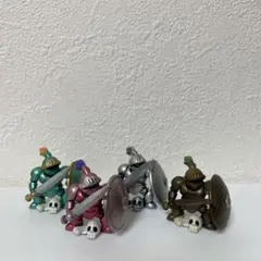 ドラゴンクエスト　ミニフィギュア　さまようよろい他