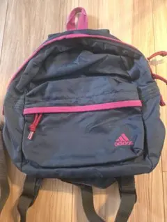 adidas キッズ リュック ネイビー ピンク