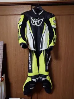 BERIK ベリック レーシングスーツ つなぎ 52 プロテクター付き BERIK 【BERIK】 ベリック ハイグレード レーシングスーツ LS1