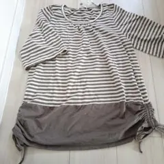 a.v.v standard ボーダー柄 裾ドロスト カットソー Tシャツのサムネイル