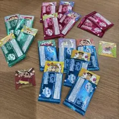 未開封2枚入りクレヨンしんちゃん 20th チョコビシールセット ステッカー