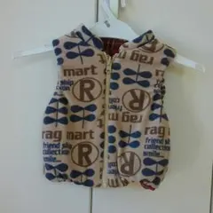 値下げしました!　リバーシブル　ベスト　サイズ90