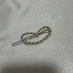 パールビーズ ハート型 ヘアピン