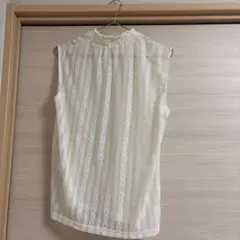 GU ノースリーブレースシャツ アイボリー