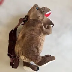 恐竜型ぬいぐるみリュック