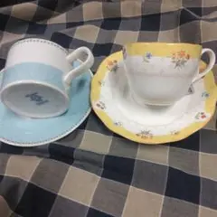 ノリタケ　ティーカップとソーサーセット
