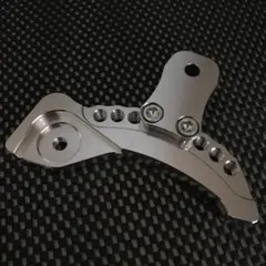 アクセルペダル アジャストブラケット ジムニー JB64 JB74 JC74 - メルカリ