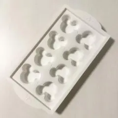 ミッキーマウス 製氷皿 アイストレー ディズニー 白