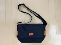 UNIVERSAL OVERALL メッセンジャーバッグ