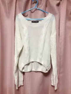 ニットトップス