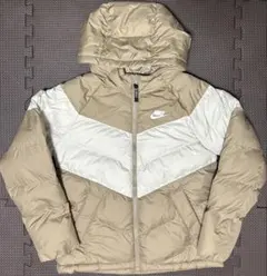 Nike ダウンコート ベージュ/ホワイト size：150