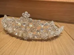ウェディングティアラ シルバーカラー ラインストーンのサムネイル