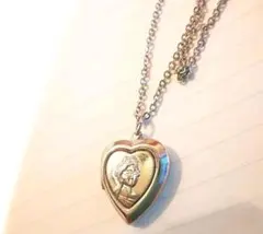 ビーナスのロケットペンダント　銀色　マイバースディ　MyBirthday