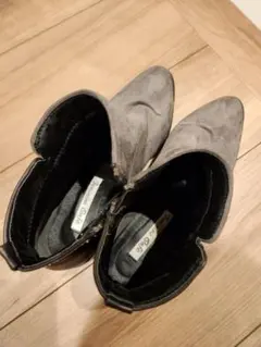 ショートブーツ