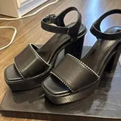 AZUL ブラックサンダル