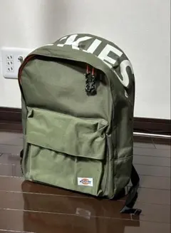 【タグ付き未使用】Dickies キッズリュック　カーキのサムネイル