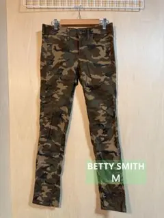 ベティスミス　BETTY SMITH 迷彩柄 スリムフィットパンツ　Ｍ
