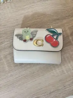 ♡さくらこ♡【新品】COACH♡5リングキーケース チェリープリント 2025年最新】コーチキーケース COACH チェリーの人気アイテム