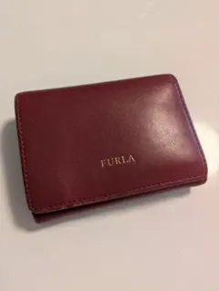 FURLA バーガンディ 三つ折り財布