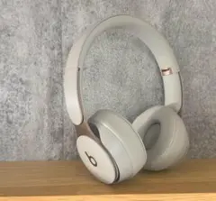 【新品・未開封】Beats Solo Pro ワイヤレスヘッドホン　グレー 新品・未開封】Beats Solo Pro ワイヤレスヘッドホン グレー