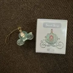 ディズニーストアシークレットストラップ　かぼちゃの馬車