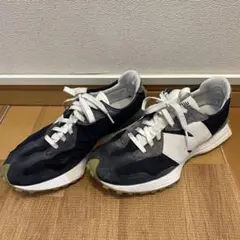 ニューバランス 327 黒x白
