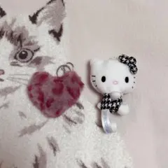 ハローキティ 千鳥柄マスコット ヒョウ柄キーホルダーのサムネイル