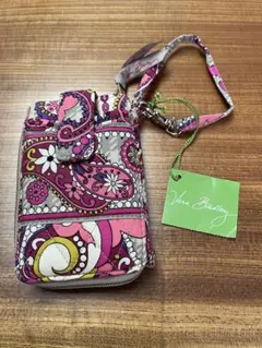 Item thumbnail for item 42261780-599d-46be-8337-04d310d64e76