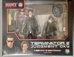 MAFEX T-800 ターミネーター ＋ ホンダCB750FOUR カスタム - メルカリ