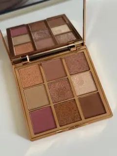 VENUS MARBLE 9色アイシャドウパレット Estheticismのサムネイル
