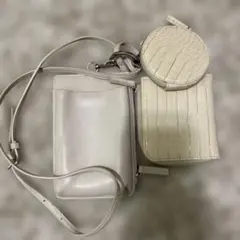 LOWRYS FARM ローリーズファーム　スマホショルダーバッグ ベージュ