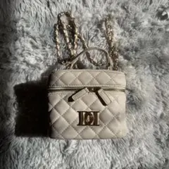 ダーリッチ キルティングベージュショルダーバッグ