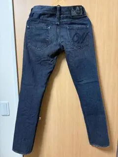 ダークブルーデニム W刺繍　WORLD WIDE LOVE