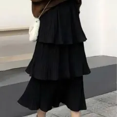 黒 プリーツロングスカート