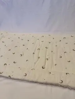 ベビー用敷きパッド 月模様