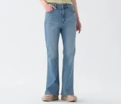 フレアデニムパンツ