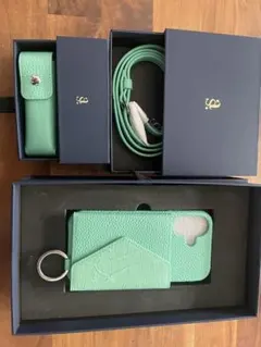 鈴木亜美さん iPhone 16 iPhoneケース3点セット