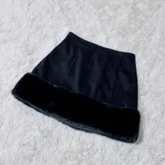 【c4512】✨美品✨ミニスカート　フレア　ブラック　ファー