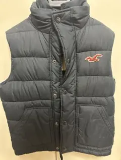 Hollister ダウンベスト ブラック Sのサムネイル