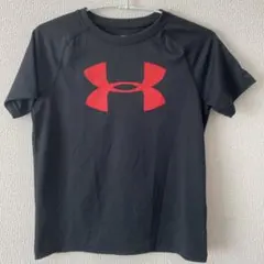 Under Armour ブラック/レッド Tシャツ YMD