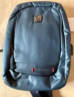 【在庫売り尽くし☆大特価】USBポート付き ボディバッグ ビジネスシーンにも最適