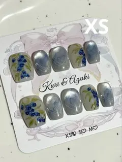 XS♡ ブルーベリー‼︎ ネイルチップ　現品　激安1+1セット 手描き　マグネット